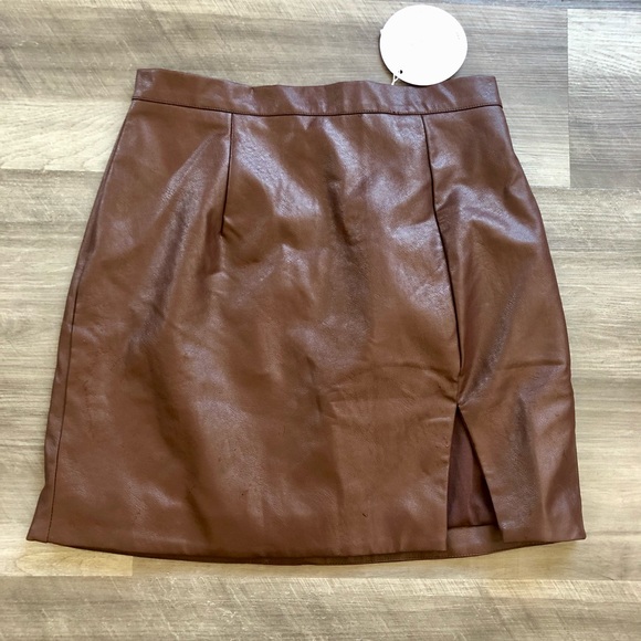 Hello Molly Chillin Like A Villain Miniskirt In Brown (size medium) - Picture 3 of 4